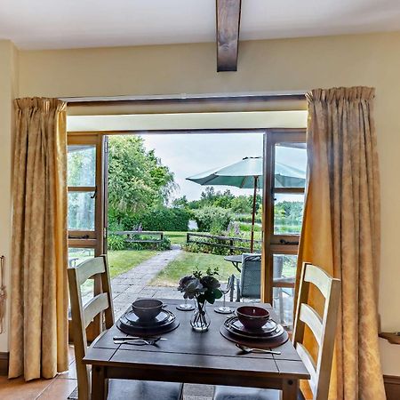 1 Bed In South Molton Lakvi Villa Eksteriør bilde